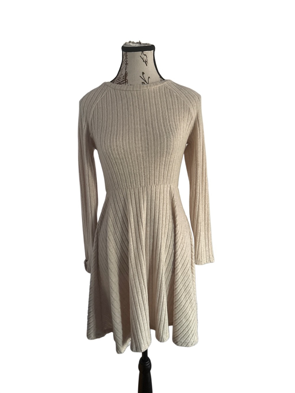 Women's Cream Ribbed Knit Fit-and-Flare Dress, small